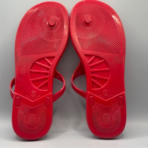 BCBG candy cane red Women's sandals Size: 8 - Picture 5 of 7